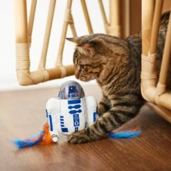 STAR WARS R2-D2 Plush Kicker Cat Toy With Catnip 5 STAR WARS R2-D2 Plush Kicker Cat Toy With Catnip -Mewhaus Shop 220866 PT3. AC SS1800 V1624648601