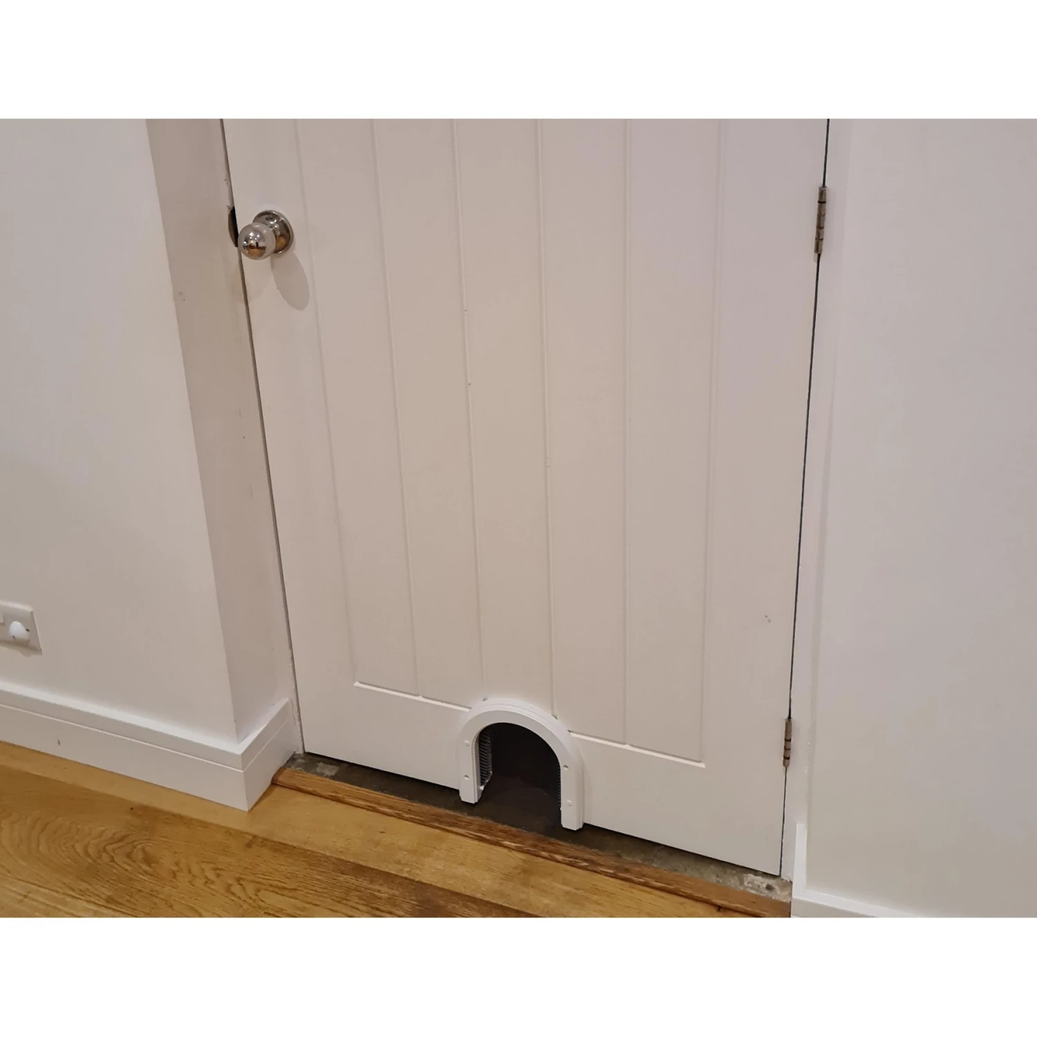 Cathole ECO Cat Door, White 7 Cathole ECO Cat Door, White - Image 7