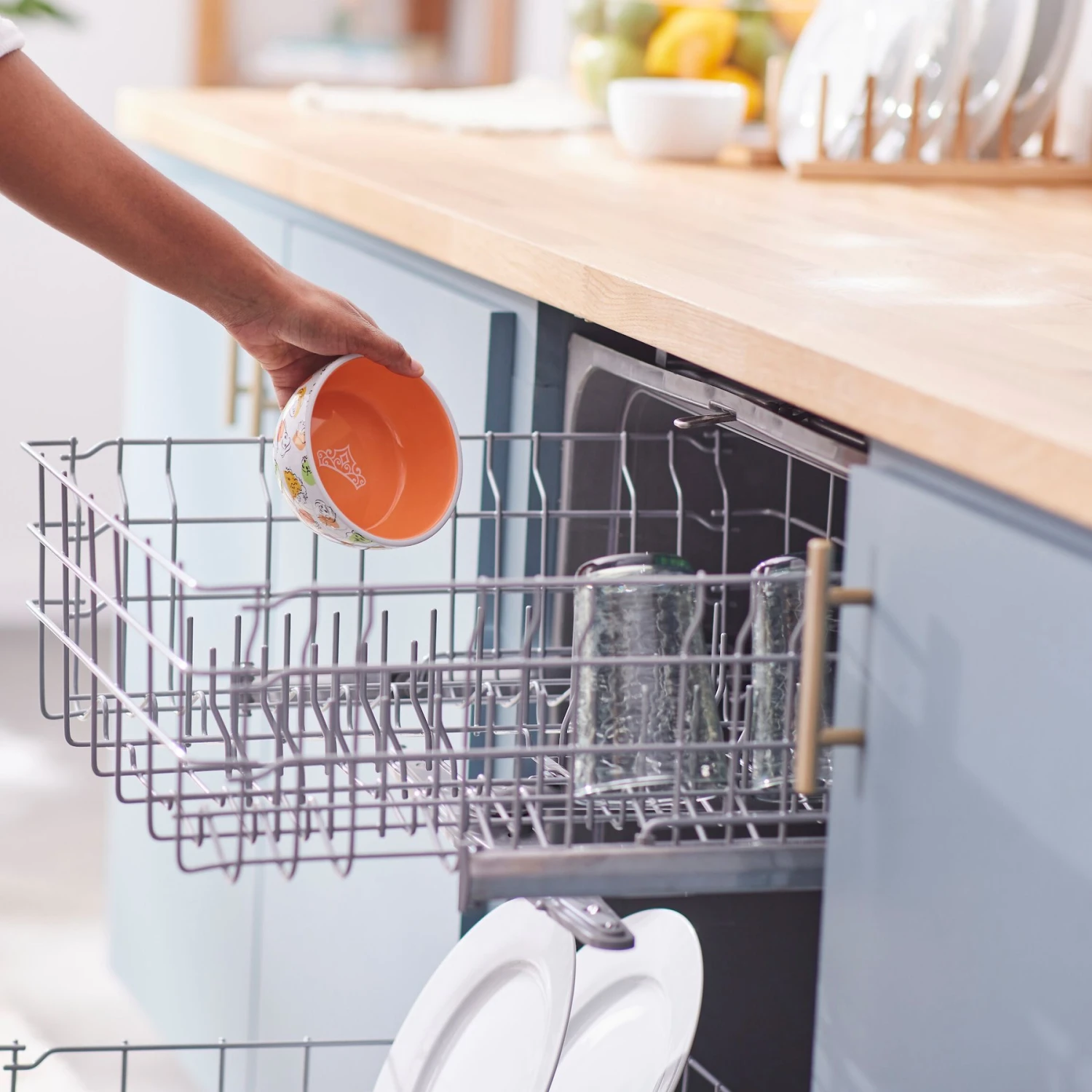 Disney Princesses Non-Skid Ceramic Cat Bowl 5 Disney Princesses Non-Skid Ceramic Cat Bowl - Image 5