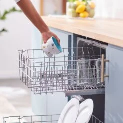 Pixar Finding Nemo Short Shape Non-Skid Elevated Ceramic Cat Bowl -Mewhaus Shop 291431 PT6. AC SS1800 V1633979637