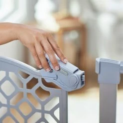 Frisco Metal Geometric Pattern Extra Tall Auto-close Dog Gate -Mewhaus Shop 299514 PT4. AC SS1800 V1627306640