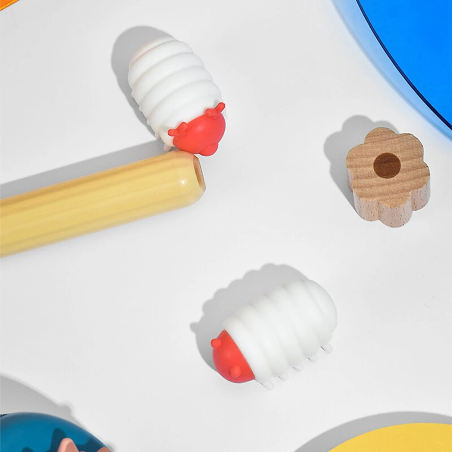 Mayitwill Little Snow Monster Automatic Cat Toy 4 Mayitwill Little Snow Monster Automatic Cat Toy - Image 4